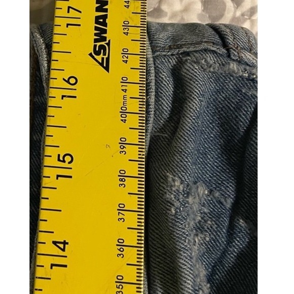 Tommy Hilfiger Distressed Women's Boyfriend Jeans Patch Star Blue‎ Denim Size 6 - Picture 13 of 16